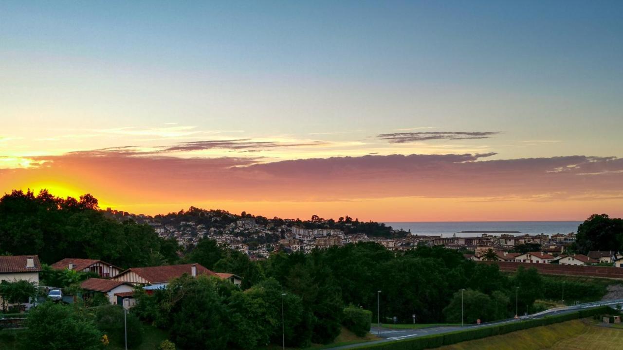 Ilunabarra - Appartement Calme, Vue Mer, Parking - Wifi Ciboure Eksteriør billede
